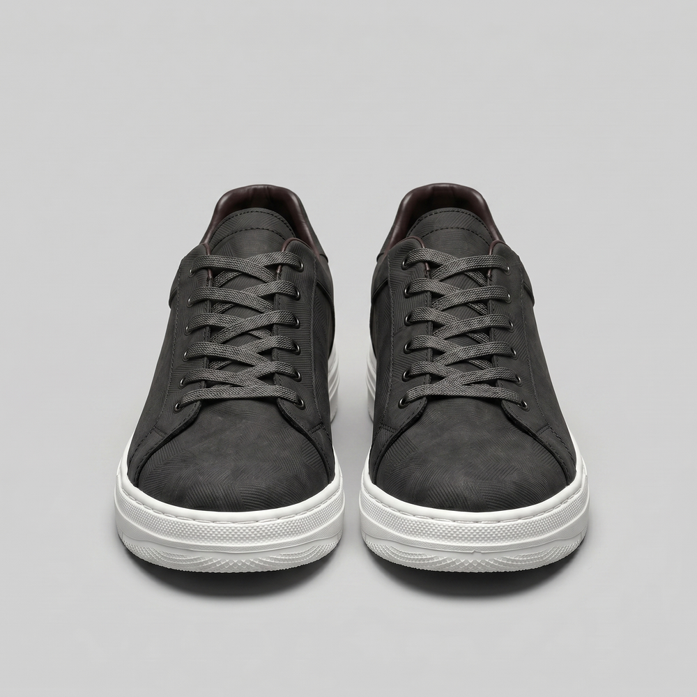 Low-Top Casual Trainers