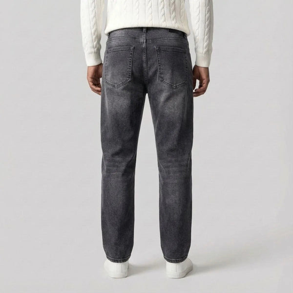 Straight Leg Classic Jeans