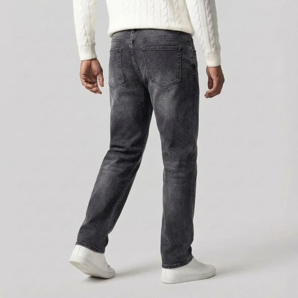 Straight Leg Classic Jeans
