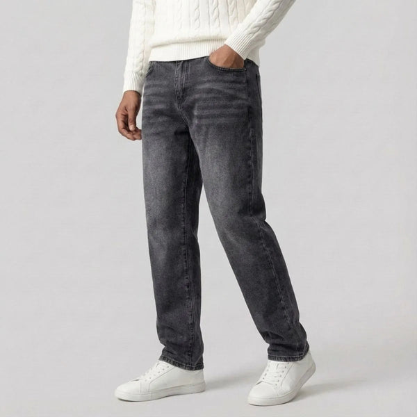 Straight Leg Classic Jeans