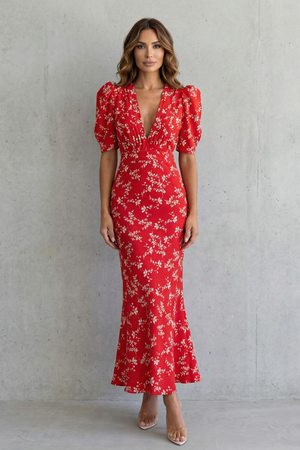 Romantic Floral Elegance Maxi Dress