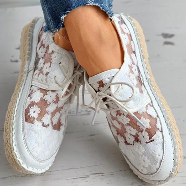 Embroidered Lace Shoes