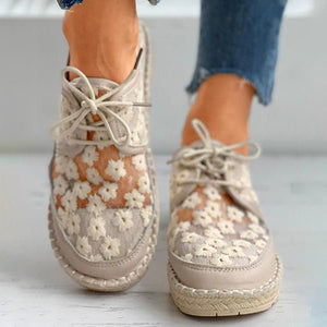 Embroidered Lace Shoes